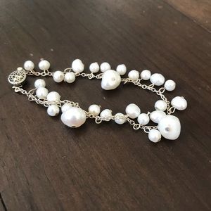 Pearl bracelet